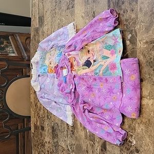 2 Pair of Anna and Elsa Long Sleeve Pajamas